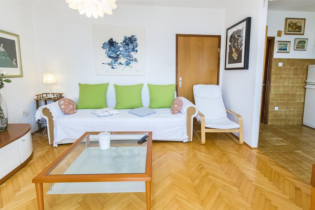 Apartment Zorka Makarska Eksteriør billede