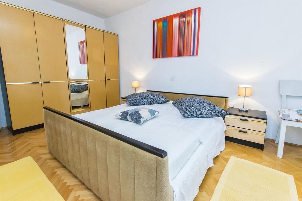 Apartment Zorka Makarska Eksteriør billede
